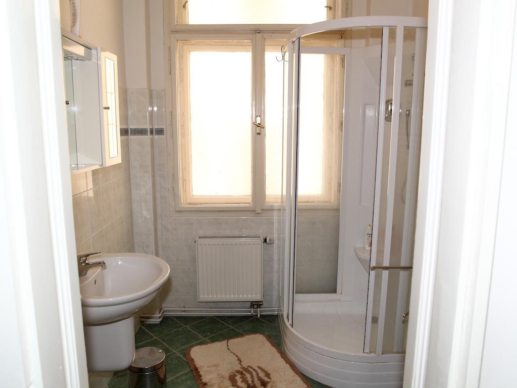 7K - Apartmany Lazenska Карлови Вари Екстериор снимка