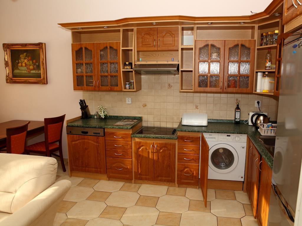 7K - Apartmany Lazenska Карлови Вари Екстериор снимка