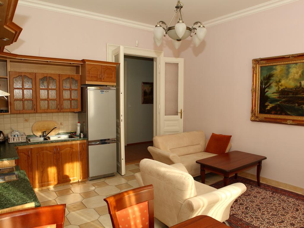 7K - Apartmany Lazenska Карлови Вари Стая снимка